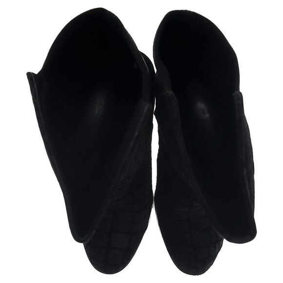 Stuart Weitzman Crocodile-Embossed Knee-High Heeled Boots in Black Velvet - Picture 8 of 12